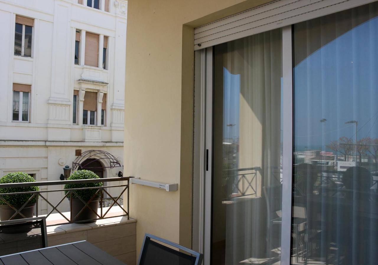 Bmp Apartment Atmosphere 2 Centrale, Vista Mare, Parcheggio ريتشوني المظهر الخارجي الصورة